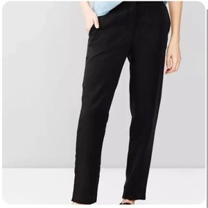 Gap Refined Ankle Track Pant